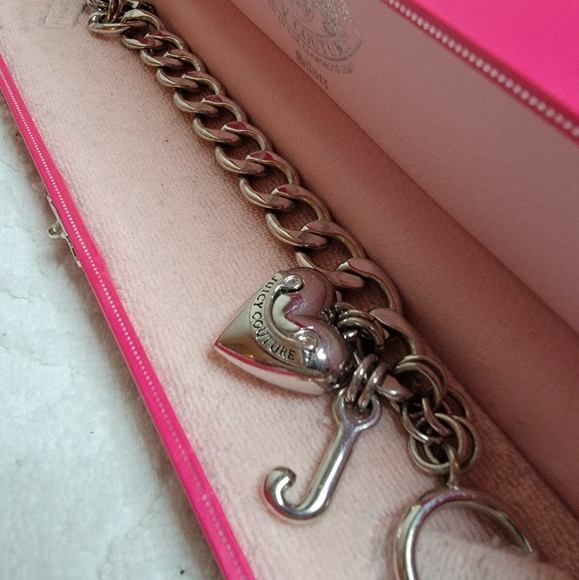 Juicy Couture heart bracelet - Picture 2 of 7